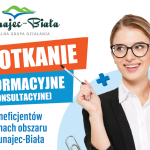 Kobieta w okularach wskazuje na napis informujący o spotkaniu informacyjnym.
