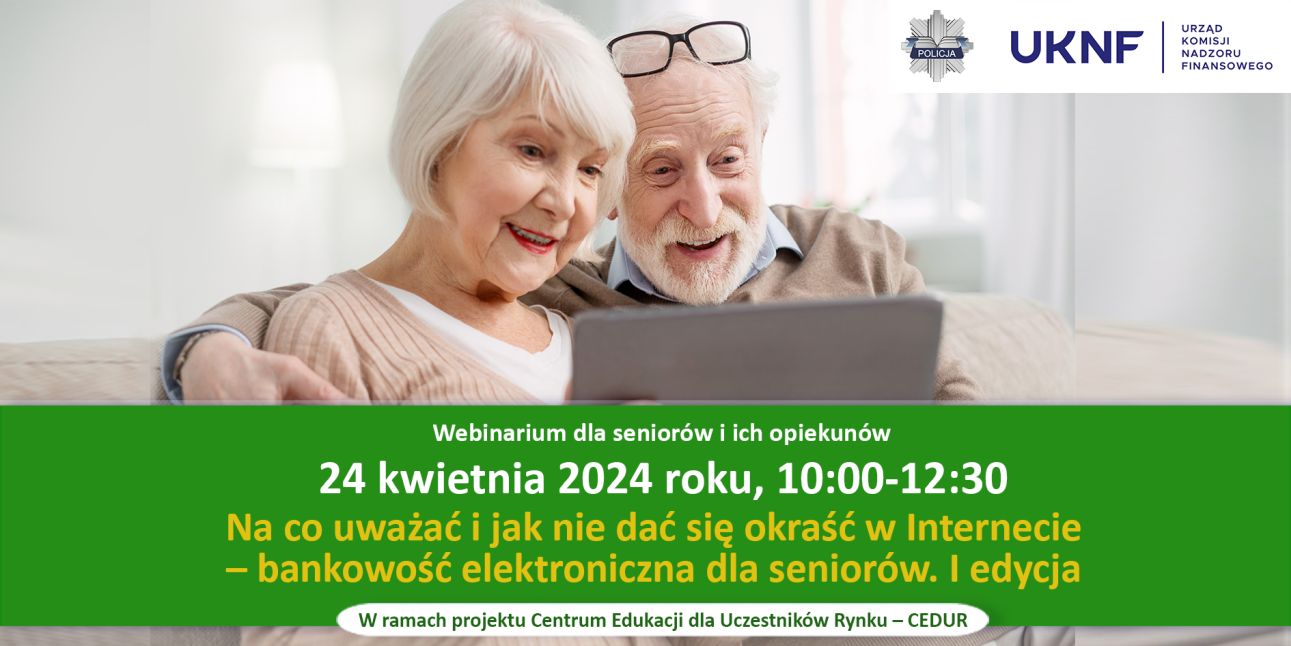 Para seniorów patrząca w ekran tabletu.