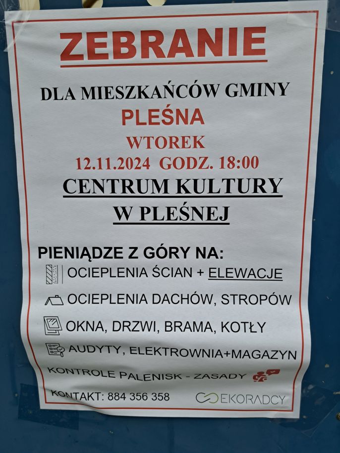 Białe ogłoszenie o zebraniu w związku z termomodernizacją