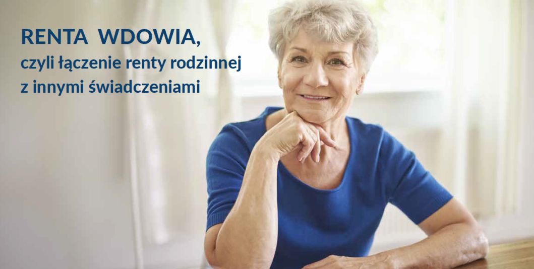 Kobieta ubrana na niebiesko podpiera ręką głowę.